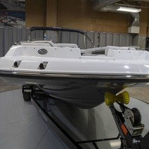 Hurricane 201 sundeck sport