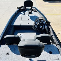 Tracker Pro Team 175 TF