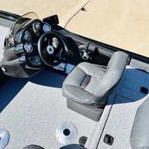 Tracker Pro Team 175 TF