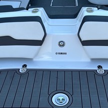 Yamaha AR195