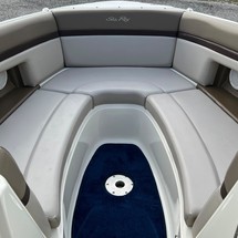 Sea Ray 250 SLX