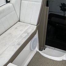 Regal 30 Express