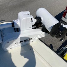 Twin vee 26 family fisherman