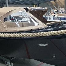 Corsiva 565 tender