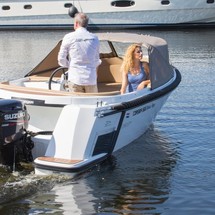 Corsiva 565 tender