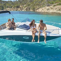 Quicksilver Activ 675 Sundeck