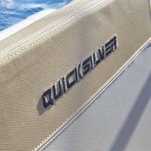 Quicksilver Activ 675 Sundeck