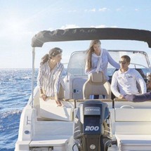 Quicksilver Activ 675 Sundeck