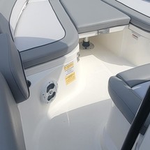 Nauticstar 2302 legacy
