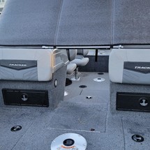 Tracker Targa V-18 WT