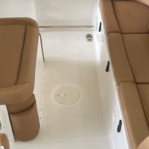 Sea Ray hunt ultra 211