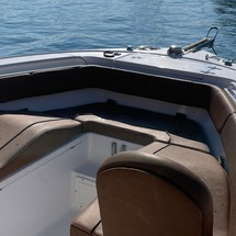 Sea Ray hunt ultra 211