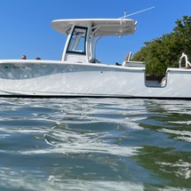 Sea Ray hunt ultra 211