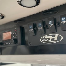 Sea Ray hunt ultra 211