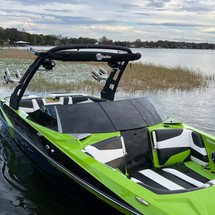 Malibu Wakesetter 22 MXZ