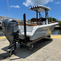 Sea Ray hunt ultra 211