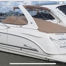 Chaparral 330 Signature