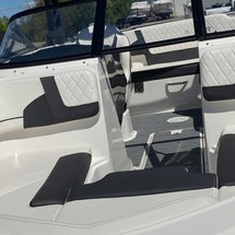 Bayliner VR5 BOWRIDER