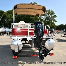 Sun Tracker Bass Buggy 18 DLX