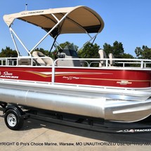 Sun Tracker Bass Buggy 18 DLX