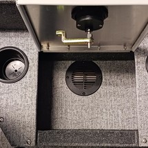 Tracker Targa V-19 WT