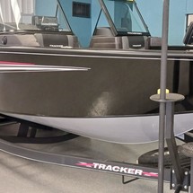 Tracker Targa V-19 WT