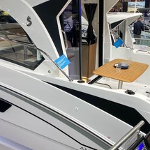 Beneteau Antares 9 OB