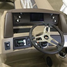 Bennington 24 sbrx