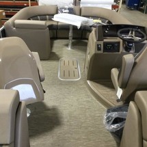 Bennington 24 sbrx