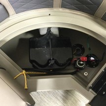 Bennington 24 sbrx