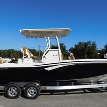 Ranger boats 2400 bay