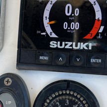Skeeter zx 24 bay