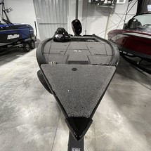 Lund Boats 1875 Pro-V Bass