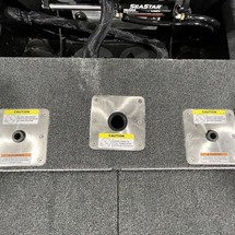 Lund Boats 1875 Pro-V Bass