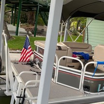 Sun Tracker Party Barge 20 DLX