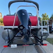 Sun Tracker Party Barge 20 DLX