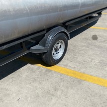 Sun Tracker Party Barge 20 DLX