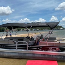 Sun Tracker Party Barge 20 DLX