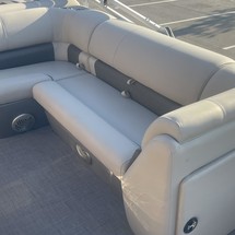Sun Tracker Fishin Barge 20 DLX