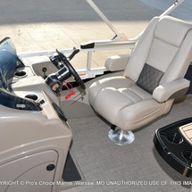 Sun Tracker SportFish 22 DLX