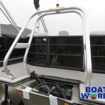 Premier Pontoons Navigator 220