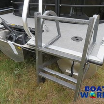 Premier Pontoons Navigator 220
