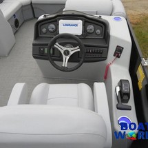 Premier Pontoons Navigator 220