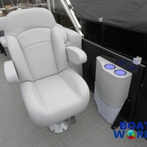 Premier Pontoons Navigator 220