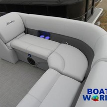 Premier Pontoons Navigator 220