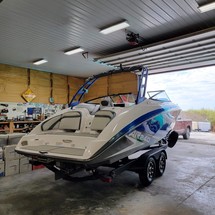 Yamaha AR240