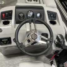 Bennington 24 sbrx