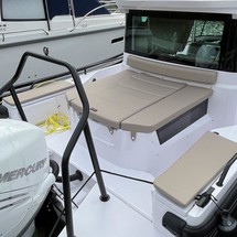 Axopar 28 Cabin