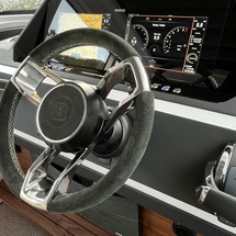 Axopar 28 Cabin