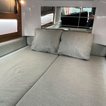 Axopar 28 Cabin